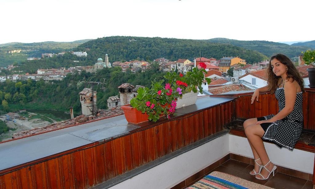 Hotel Comfort Veliko Tŭrnovo Exterior foto