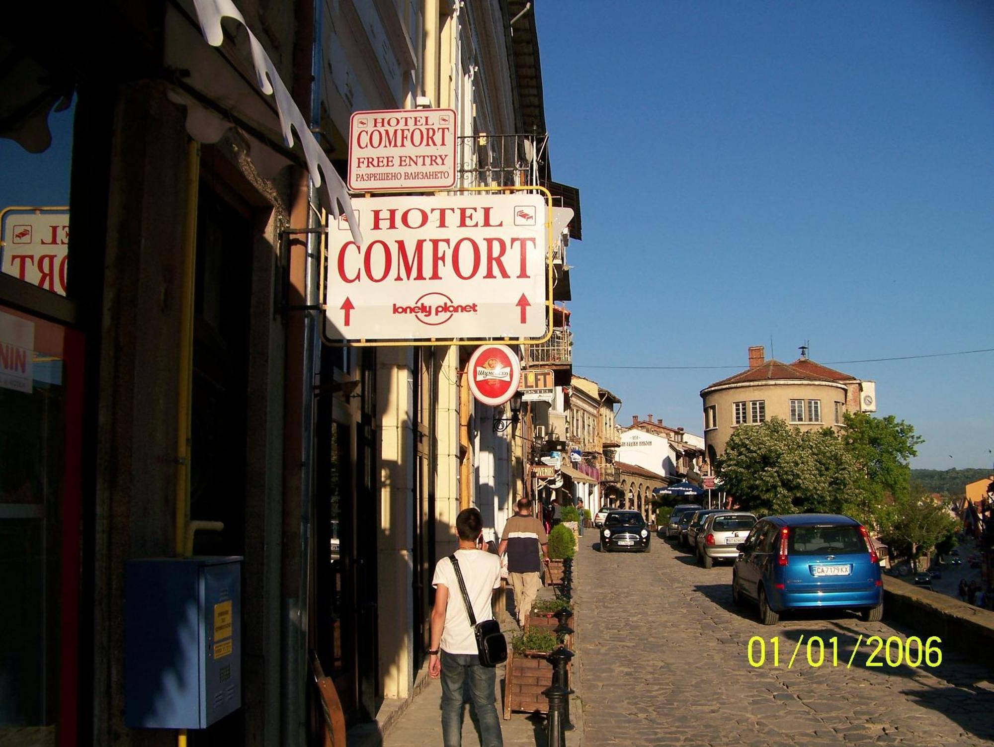 Hotel Comfort Veliko Tŭrnovo Exterior foto