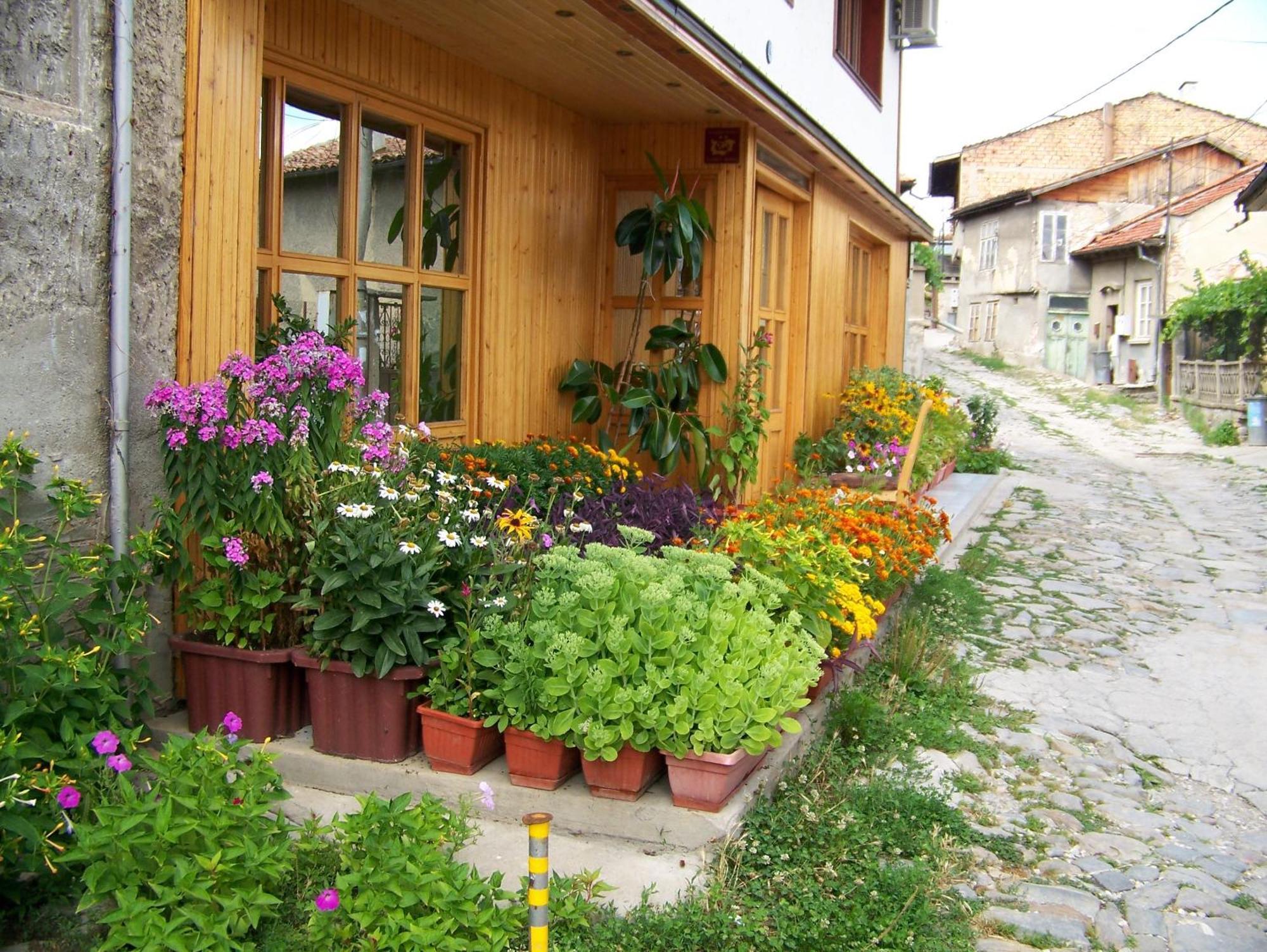 Hotel Comfort Veliko Tŭrnovo Exterior foto